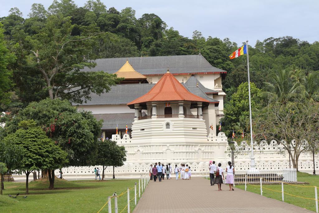 Kandy View Villa Екстериор снимка